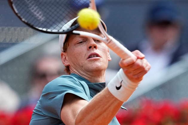 May 3, 2026, Madrid, Madrid, Spain: Jannik Sinner of Italy plays against Alexander Zverev of Germany during the Men s Singles Final of Mutua Madrid Open 2026 at La Caja Magica on May 03, 2026 in Madrid, Spain. Madrid Spain - ZUMAa181 20260503_zaa_a181_311 Copyright: xOscarxJ.xBarrosox