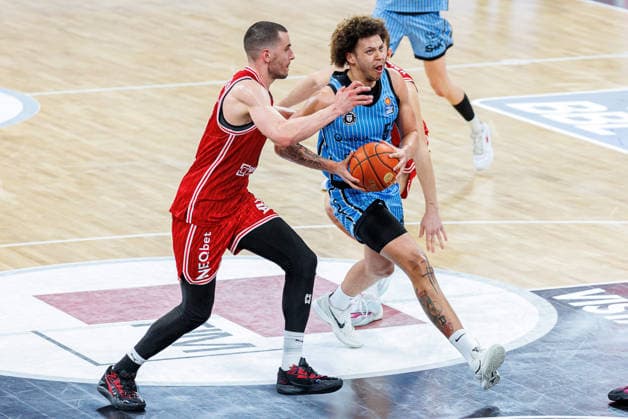 Daniel Keppeler BMA365 Bamberg Baskets, 31 , Zacharie Perrin Hamburg Towers, 52 , BMA365 Bamberg Baskets vs Veolia Towers Hamburg, Basketball, easyCredit BBL, Matchday 32, 03 05 2026 BMA365 Bamberg Baskets vs Veolia Towers Hamburg, Basketball, easyCredit BBL, Matchday 32, 03 05 2026 Bamberg Copyright: xEibner-Pressefoto G.xSantemizx EP_EER