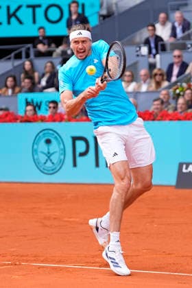 May 3, 2026, Madrid, Madrid, Spain: Alexander Zverev of Germany plays against Jannik Sinner of Italy during the Men s Singles Final of Mutua Madrid Open 2026 at La Caja Magica on May 03, 2026 in Madrid, Spain. Madrid Spain - ZUMAa181 20260503_zaa_a181_395 Copyright: xOscarxJ.xBarrosox