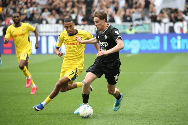 Kenan Yildiz (Juventus FC) in action during Juventus FC vs Hellas Verona FC, Italian soccer Serie A match in Turin, Italy, May 03 2026  Copyright: xClaudioxBenedetto IPAxSportx xipa-agency.netx xx IPA_74414663 IPA_Agency_IPA74414663