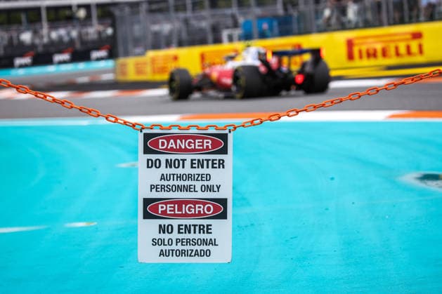 F1 - MIAMI GRAND PRIX 2026 44 HAMILTON Lewis (gbr), Scuderia Ferrari SF-26, action during the Formula 1 Miami Grand Prix 2026, 4th round of the 2026 Formula One World Championship, WM, Weltmeisterschaft from May 1 to 3, 2026 on the Miami International Autodrome, in Miami Gardens, USA - Miami GardensUnited States  Copyright: xDPPIx