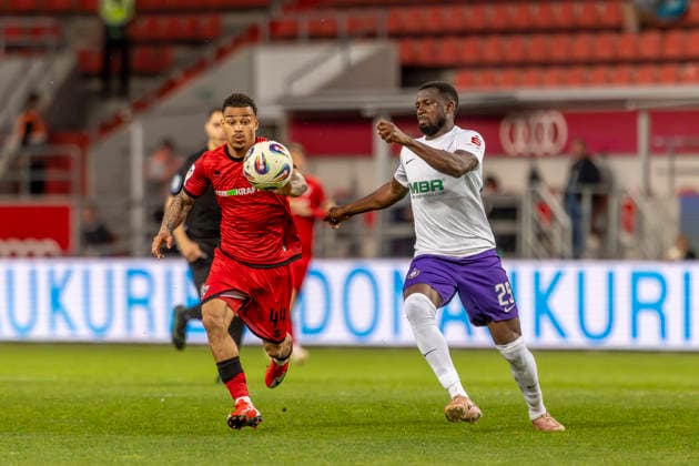 Ingolstadt, Deutschland 03. Mai 2026: 3. Liga - 2025 2026 - FC Ingolstadt 04 gegen FC Erzgebirge Aue Im Bild: v. li. im Zweikampf Emilio Kehrer (FCI) und Jamilu Collins (Aue) DFB regulations prohibit any use of photographs as image sequences and or quasi-video Audi Sportpark Bayern *** Ingolstadt, Germany 03 May 2026 3 Liga 2025 2026 FC Ingolstadt 04 vs FC Erzgebirge Aue In the picture from left in a duel Emilio Kehrer FCI and Jamilu Collins Aue DFB regulations prohibit any use of photographs as image sequences and or quasi video Audi Sportpark Bayern Copyright: xFotostandx xSchäferx