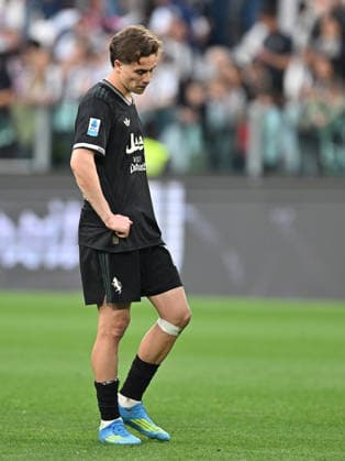 Foto IPP Massimo Rana Torino 03 05 2026 Calcio Campionato di Serie A 2025 2026 Juventus-Hellas Verona 1-1 nella foto Kenan Yildiz deluso Italy Photo Press Worldwide Copyright italy ITALY  Copyright: xR4924_italyphotopressx