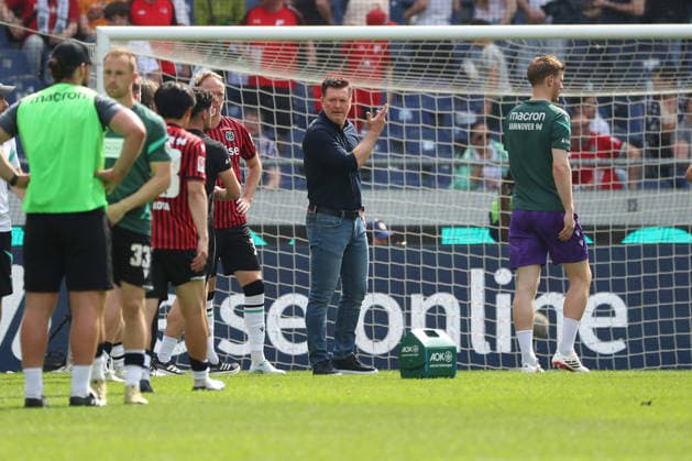 Hannover 96 vs Münster, 2 BL Hannover, 03 05 2026, Football Men, 2 BL, Season 2025 2026, Hannover 96 vs Preußen Münster End of match, Head coach Christian Titz Hannover 96 DFL DFB REGULATIONS PROHIBIT ANY USE OF PHOTOGRAPHS as IMAGE SEQUENCES and or QUASI VIDEO Heinz von Heiden Arena Niedersachsen Germany
