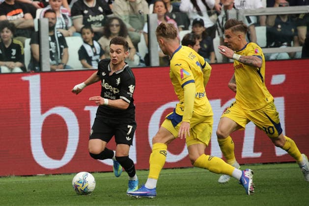Francisco Fernandes da Conceicao (Juventus FC) in action during Juventus FC vs Hellas Verona FC, Italian soccer Serie A match in Turin, Italy, May 03 2026  Copyright: xClaudioxBenedetto IPAxSportx xipa-agency.netx xx IPA_74414666 IPA_Agency_IPA74414666