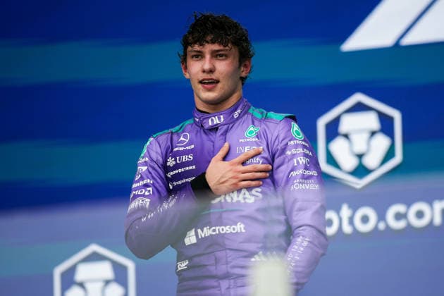 F1 - MIAMI GRAND PRIX 2026 KIMI ANTONELLI Andrea (ita), Mercedes AMG F1 Team W16, portrait Podium celebration during the Formula 1 Miami Grand Prix 2026, 4th round of the 2026 Formula One World Championship, WM, Weltmeisterschaft from May 1 to 3, 2026 on the Miami International Autodrome, in Miami Gardens, USA - Miami GardensUnited States  Copyright: xEricxAlonsox
