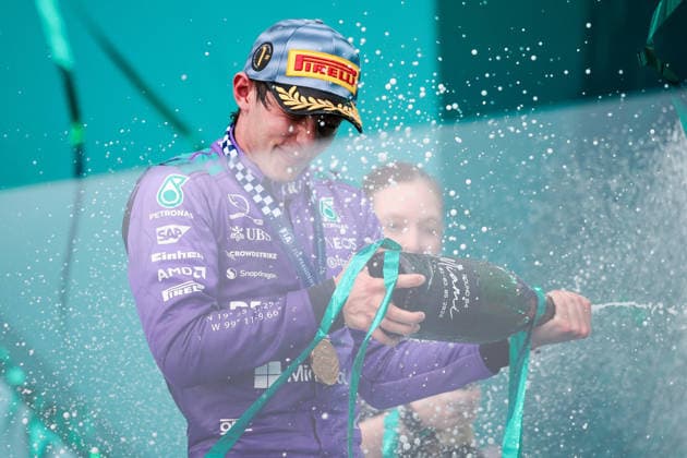 F1 - MIAMI GRAND PRIX 2026 KIMI ANTONELLI Andrea (ita), Mercedes AMG F1 Team W16, portrait Podium celebration during the Formula 1 Miami Grand Prix 2026, 4th round of the 2026 Formula One World Championship, WM, Weltmeisterschaft from May 1 to 3, 2026 on the Miami International Autodrome, in Miami Gardens, USA - Miami GardensUnited States  Copyright: xEricxAlonsox