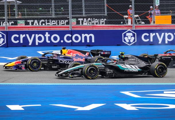 Formula One Miami Grand Prix - Race Mercedes driver Andrea Kimi Antonelli of Italy (R) and Red Bull Racing driver Max Verstappen of Netherlands compete in the Formula 1 Miami Grand Prix at the Miami International Autodrome in Miami Gardens, Florida, USA, 03 May 2026. MIAMI GARDENS United States  Copyright: xCRISTOBALxHERRERA-ULASHKEVICHx