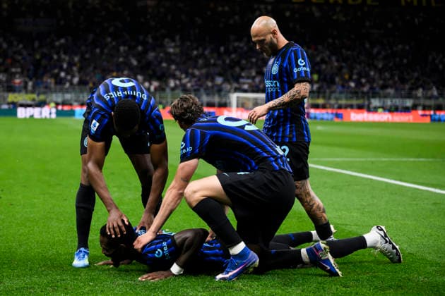 FC Internazionale v Parma Calcio - Serie A Marcus Thuram of FC Internazionale celebrates with teammates after scoring a goal during the Serie A football match between FC Internazionale and Parma Calcio. Milan Italy Copyright: xNicolòxCampox