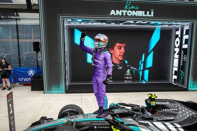 F1 - MIAMI GRAND PRIX 2026 KIMI ANTONELLI Andrea (ita), Mercedes AMG F1 Team W16, portrait, celebrate his win during the Formula 1 Miami Grand Prix 2026, 4th round of the 2026 Formula One World Championship, WM, Weltmeisterschaft from May 1 to 3, 2026 on the Miami International Autodrome, in Miami Gardens, USA - Miami GardensUnited States  Copyright: xDPPIx