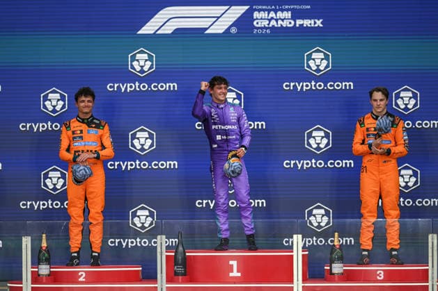 F1 - MIAMI GRAND PRIX 2026 KIMI ANTONELLI Andrea (ita), Mercedes AMG F1 Team W16, NORRIS Lando (gbr), McLaren F1 Team MCL40, PIASTRI Oscar (aus), McLaren F1 Team MCL40, portrait, podium during the Formula 1 Miami Grand Prix 2026, 4th round of the 2026 Formula One World Championship, WM, Weltmeisterschaft from May 1 to 3, 2026 on the Miami International Autodrome, in Miami Gardens, USA - Miami GardensUnited States  Copyright: xDPPIx