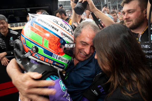 May 3, 2026, Miami Gardens, United States of America: KIMI ANTONELLI (ITA) of Mercedes-AMG 12 celebrates with his family after wining the Miami Grand Prix during race day of the 2026 Formula 1 Miami Grand Prix. F1 2026: Miami Grand Prix: Race Day  - ZUMAb177 20260503_aap_b177_057 Copyright: xTaidghxBarronx