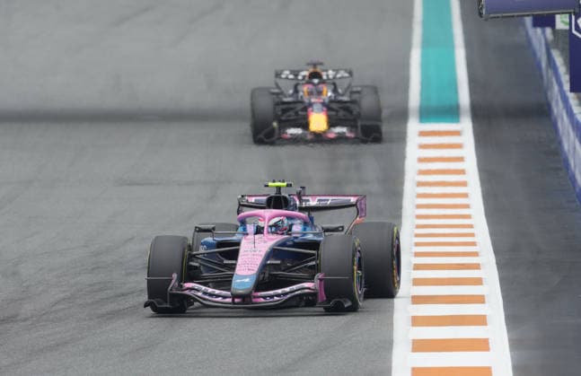 Formula 1 Crypto com Miami Grand Prix 2026 03 05 2026, Miami International Autodrome, Miami, Formula 1 Crypto com Miami Grand Prix 2026 ,in the picture Franco Colapinto ARG , BWT Alpine F1 Team, Max Verstappen NLD , Oracle Red Bull Racing nordphotoxGmbHx xBratic nph00250