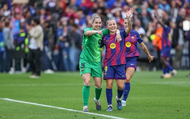 ESP, Barcelona, FC Barcelona vs FC Bayern Munich, WomenÂs Champions League, Football, UEFA, 2025 2026 season, Camp Nou, semi-final, second leg in picture Joy, jubilation, emotion following the victory over FC Barcelona, Joy, jubilation, and excitement following the victory over FC Barcelona, Alegria, jubilo y emocion tras la victoria ante el FC Barcelona, Claudia Pina FC Barcelona 9 , Cata Coll FC Barcelona 13 DFB DFL REGULATIONS PROHIBIT ANY USE OF PHOTOGRAPHS AS IMAGE SEQUENCES AND OR QUASI VIDEO, 03 05 2026 Copyright: HMBxMedia HendrikxHamelau