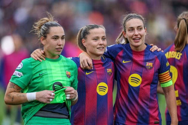 ESP, Barcelona, FC Barcelona vs FC Bayern Munich, WomenÂs Champions League, Football, UEFA, 2025 2026 season, Camp Nou, semi-final, second leg in the picture Joy, jubilation, emotions following the victory over FC Barcelona, Joy, jubilation, and excitement following the victory over FC Barcelona, Alegria, jubilo y emocion tras la victoria ante el FC Barcelona, Alexia Putellas FC Barcelona 11 , Claudia Pina FC Barcelona 9 , Cata Coll FC Barcelona 13 DFB DFL REGULATIONS PROHIBIT ANY USE OF PHOTOGRAPHS AS IMAGE SEQUENCES AND OR QUASI VIDEO, 03 05 2026 Copyright: HMBxMedia HendrikxHamelau