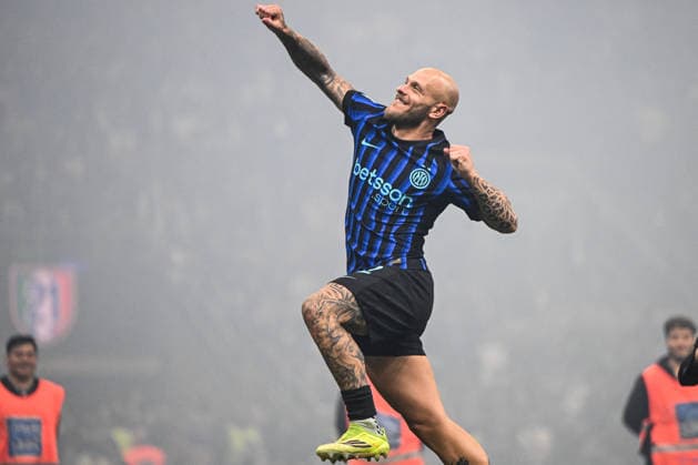 CALCIO - Serie A - Inter - FC Internazionale vs Parma Calcio Federico Dimarco of Inter FC celebrating the club s 21th Scudetto after the Italian Serie A football match between Inter FC Internazionale and Parma Calcio 1913 on 3 of May 2026 at Giuseppe Meazza San Siro Siro stadium in Milan, Italy. Credit: Tiziano Ballabio Milan Italy  Copyright: xIPAxSport ABACAx