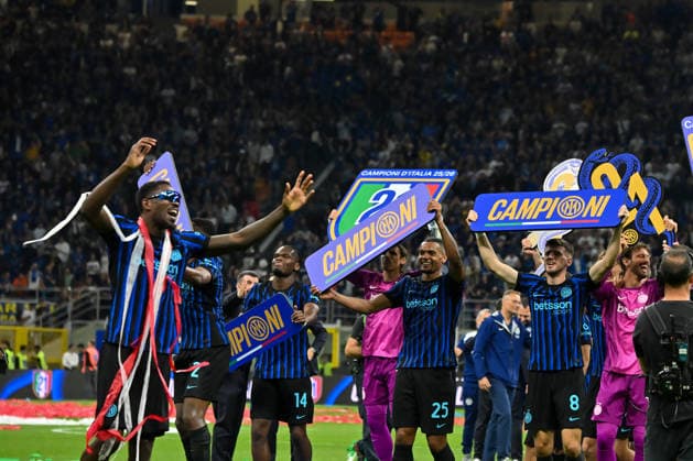 CALCIO - Serie A - Inter - FC Internazionale vs Parma Calcio MILANO, ITALY - MAY 03: Inter celebrate during the Serie A Enilive match between Fc Internazionale and Parma Calcio 1913 at Stadio Giuseppe Meazza on May 3, 2026 in Milano, Italy Milan Italy  Copyright: xIPAxSport ABACAx