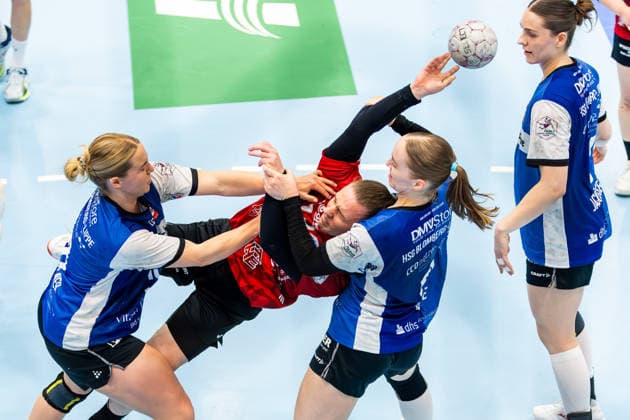 03 05 2026, GER, Handball, Women, Season 2025 2026, Alsco 1 Bl, PlayOff Semi-Final Game 2, Thueringer HC HSGBlomberg Lippe Luca Farago Thueringer HC,19 , Nieke Kuehne HSG Blomberg Lippe , Maxi Muehlner HSG Blomberg Lippe 99947 Bad Langensalza Salza Halle Sporthalle Mehrz Thüringen Germany