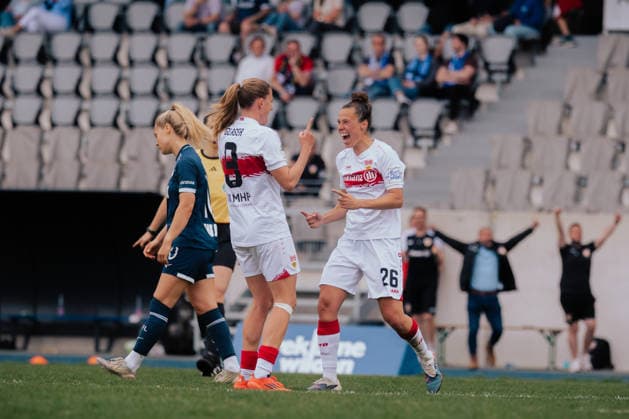 03.05.26, Women, Football, 2.Bundesliga, Season 2025 2026, VFL Bochum 1848 - VfB Stuttgart, Matchday 24 Nicole Billa ( 26 - VfB Stuttgart) celebration of the goal for the 2:0 with the team BOCHUM Lohrheidestadion - Wattenscheid NRW Deutschland