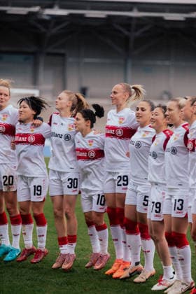 03.05.26, Women, Football, 2.Bundesliga, Season 2025 2026, VFL Bochum 1848 - VfB Stuttgart, Matchday 24 Team of VfB Stuttgart celebration of the 2:0 win in front of their fans, BOCHUM Lohrheidestadion - Wattenscheid NRW Deutschland
