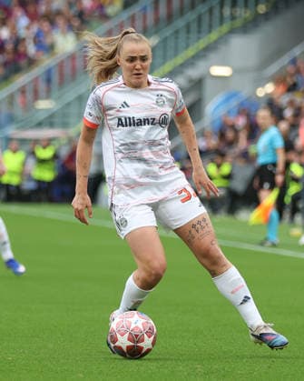 BARCELONA, SPAIN, MAY 3: Georgia Stanway (31 Bayern Munich) during the UEFA Womens Champions League match between FC Barcelona, Barca and Bayern Munich at Spotify Camp Nou on May 3rd, 2026 in Barcelona, Spain (Photo by Alexander Canillas Sports Press Photo)  Copyright: xAlexanderxCanillas SPPx Sportspressphoto_SPR141632