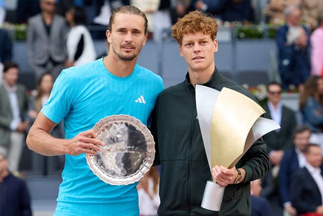 (260504) -- MADRID, May 4, 2026 -- Jannick Sinner (R) and Alexander Zverev pose for photos during the awarding ceremony for the men s singles final between Jannick Sinner of Italy and Alexander Zverev of Germany at the 2026 Madrid Open tennis tournament in Madrid, Spain, May 3, 2026. ) (SP)SPAIN-MADRID-TENNIS-MADRID OPEN-MEN S SINGLES-FINAL MengxDingbo 