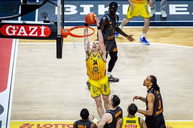 Basketball Berlin 03 05 2026 Season 2025 2026 EasyCredit BBL 1 Bundesliga Men, Men Alba Berlin NINERS Chemnitz Justin Bean Alba Berlin, No 34