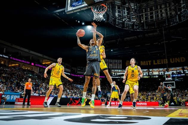 Basketball Berlin 03 05 2026 Season 2025 2026 EasyCredit BBL 1 Bundesliga Men, Men Alba Berlin NINERS Chemnitz Kevin Yebo Chemnitz, No 00 Jack Kayil Alba Berlin, No 07