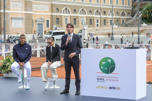 Iga Swiatek e Felix Auger-Aliassime, Alessandro Onorato durante il sorteggio dei tabelloni degli Internazionali D™Italia di tennis a Piazza del Popolo. LunedÃ¬ 4 Maggio 2026. News  Copyright: xValentinaxStefanelli LaPressex