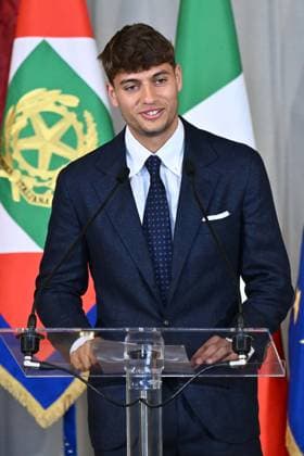 Foto IPP - Domenico Cippitelli Gruppo Editoriale LiveMedia Rome 04 05 2026 Nella foto: Flavio Cobolli during the meeting with the President of the Italian Republic Sergio Mattarella who met the Italian national women s and men s tennis teams, winners of the BJK Cup and Davis Cup at the Quirinale on May 4, 2026 in Rome, Italy. Italy Photo Press - World Copyright Rome italy Italy ITALY  Copyright: xR4924_italyphotopressx