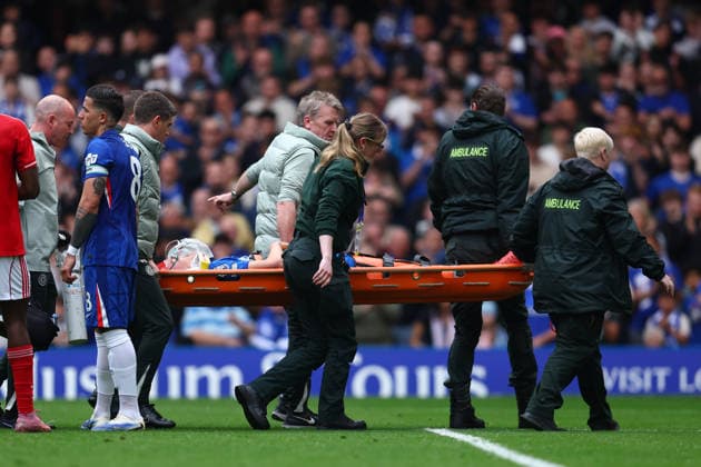 London, England, 4th May 2026. Jesse Derry of Chelsea is stretchered off after picking up a head injury during the Chelsea vs Nottingham Forest Premier League match at Stamford Bridge, London. Picture credit should read: Paul Terry Sportimage EDITORIAL USE ONLY. No use with unauthorised audio, video, data, fixture lists, club league logos or live services. Online in-match use limited to 120 images, no video emulation. No use in betting, games or single club league player publications. SPI_027_PT_Chelsea_Notts_Forest SPI-4780-0027