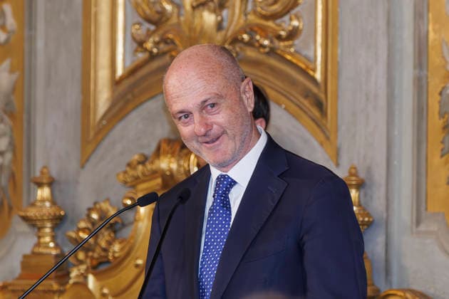 Sergio Mattarella met with the national tennis teams in Rome, Italy - 04 May 2026 President of the Italian Tennis and Padel Federation Angelo Binaghi attends the meeting between the President of the Italian Republic and the Italian women s and men s national tennis teams in Rome Rome Italy Copyright: xEmanuelaxVertollix xSOPAxImagesx EVertolli_Quirinale_20260504(21)