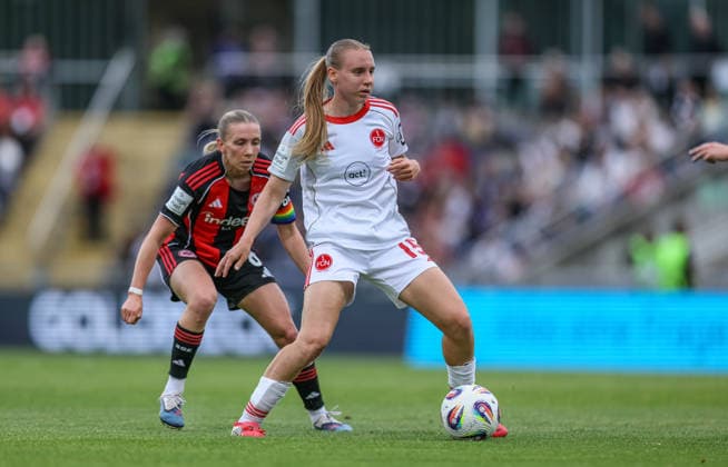 GER, Frankfurt, Eintracht Frankfurt vs FC Nuremberg, Google Pixel Bundesliga, Football, DFB, Season 2025 2026, Stadion am Brentanobad, 24 Matchday in picture f l Elisa Senß Eintracht Frankfurt Women 6 , Emöke Papai 1 FC Nuremberg Women 15 DFB DFL REGULATIONS PROHIBIT ANY USE OF PHOTOGRAPHS AS IMAGE SEQUENCES AND OR QUASI VIDEO, 04 05 2026 Copyright: HMBxMedia HendrikxHamelau