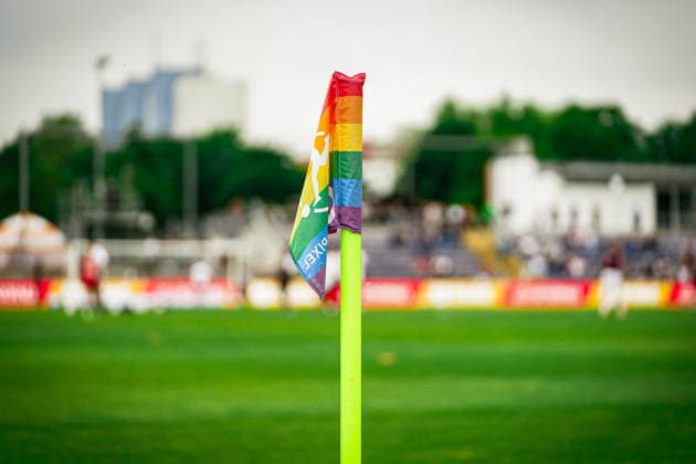 Germany Soccer Google Pixel Women Bundesliga 2025 2026 , 24 Matchday Eintracht Frankfurt Women vs 1 FC Nuremberg Women Stadion Am Brentanobad Frankfurt Corner Flag, Symbol Copyright: xBennetxLongx