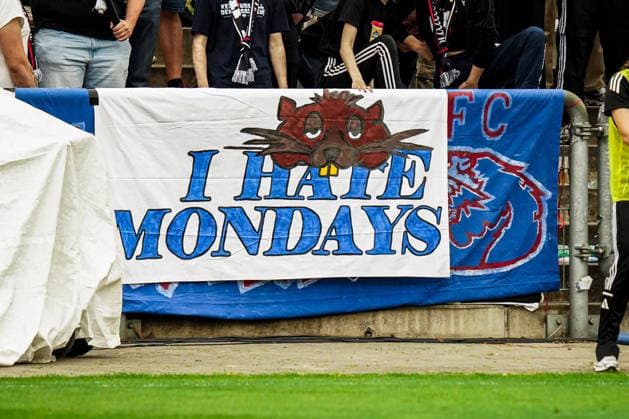 Germany Soccer Google Pixel Women Bundesliga 2025 2026 , 24 Matchday Eintracht Frankfurt Women vs 1 FC Nuremberg Women Stadion Am Brentanobad Frankfurt Banner, Protest Copyright: xBennetxLongx