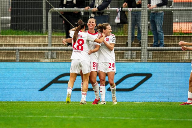 Germany Soccer Google Pixel Women Bundesliga 2025 2026 , 24 Matchday Eintracht Frankfurt Women vs 1 FC Nürnberg Women Stadion Am Brentanobad Frankfurt Goal, Goal celebration, Cheering, Emotion, Gestures Copyright: xBennetxLongx