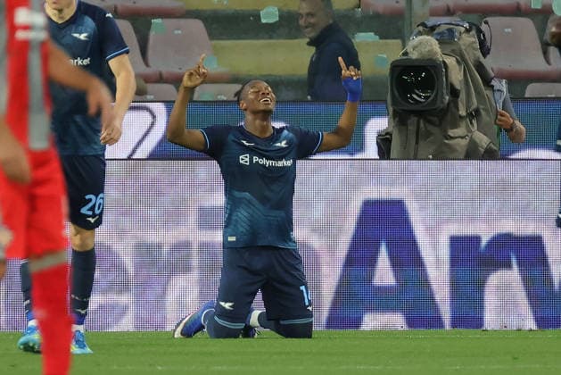 Lazio™s Tijjani Noslin jubilates after scoring the goal 1-2 during the Serie A soccer match between Cremonese and Lazio at the Giovanni Zini Stadium in Cremona Italy - Sunday, 4 may 2026. - Soccer .  Copyright: xAlbertoxMariani LaPressex