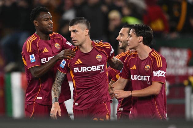 Gianluca Mancini of A.S. Roma celebrates after scoring the goal of 1-0 during the 35th day of the Serie A Championship between A.S. Roma and A.C.F. Fiorentina at the Olympic Stadium on May 4, 2026 in Rome, Italy.  Copyright: xDomenicoxCippitelli IPAxSportx xipa-agency.netx xx IPA_74438147 IPA_Agency_IPA74438147
