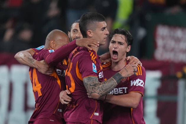 Roma™s Gianluca Mancini celebrate after scoring during the Serie A EniLive soccer match between Roma and Fiorentina at the Rome s Olympic stadium, Italy - Monday May 4, 2026 - Soccer ( Photo by Alfredo Falcone LaPresse )  Copyright: xAlfredoxFalcone LaPressex