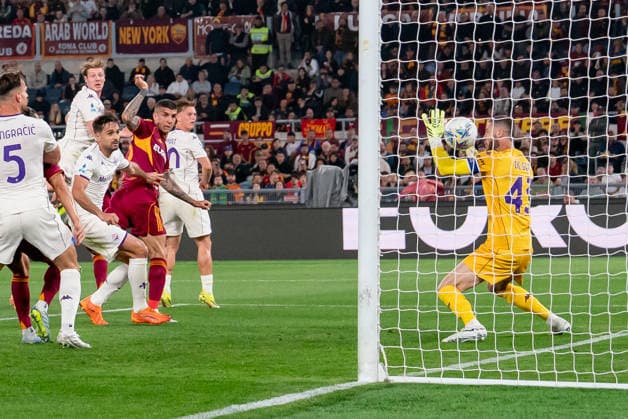 AS Roma v ACF Fiorentina - Serie A Enilive Gianluca Mancini of AS Roma scores first goal during the serie Serie A Enilive match between AS Roma and ACF Fiorentina at Stadio Olimpico on May 4, 2026 in Rome, Italy Rome Stadio Olimpico Lazio Italy Copyright: xGiuseppexMaffiax 260504_SerieA_Roma-Fiorentina_GM_00627