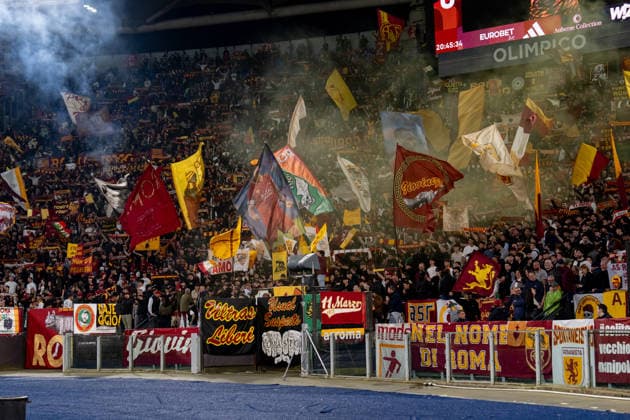 AS Roma v ACF Fiorentina - Serie A Enilive Supporters of AS Roma during the serie Serie A Enilive match between AS Roma and ACF Fiorentina at Stadio Olimpico on May 4, 2026 in Rome, Italy Rome Stadio Olimpico Lazio Italy Copyright: xGiuseppexMaffiax 260504_SerieA_Roma-Fiorentina_GM_09667