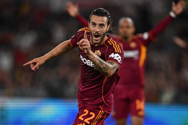 Mario Hermoso of A.S. Roma celebrates after scoring the goal of 3-0 during the 35th day of the Serie A Championship between A.S. Roma and A.C.F. Fiorentina at the Olympic Stadium on May 4, 2026 in Rome, Italy.  Copyright: xDomenicoxCippitelli IPAxSportx xipa-agency.netx xx IPA_74438492 IPA_Agency_IPA74438492