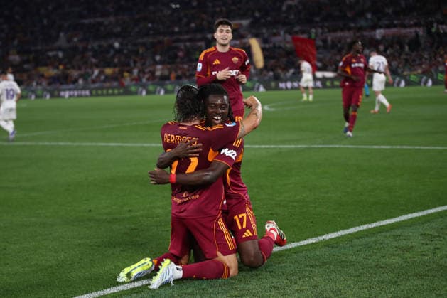 04.05.2026 Roma vs Fiorentina (Serie A) Calcio; 35Â° Giornata Nella foto: Mario Hermoso e Manu Kone of A.S. Roma (Foto Gino Mancini)  Copyright: xGinoxMancini IPAxSportx xipa-agency.netx xx IPA_74438996 IPA_Agency_IPA74438996
