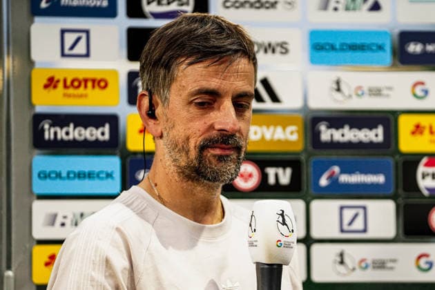 Germany Soccer Google Pixel Women Bundesliga 2025 2026 , 24 Matchday Eintracht Frankfurt Women vs 1 FC Nuremberg Women Stadion Am Brentanobad Frankfurt Niko Arnautis Coach, Eintracht Frankfurt Women Interview, Mimic Copyright: xBennetxLongx