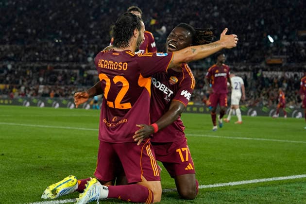 Mario Hermoso of AS Roma celebrates with Manu Kone of AS Roma after scoring the goal of 3-0 during the Serie A 2025 2026 football match between AS Roma and ACF Fiorentina at Stadio Olimpico in Rome (Italy), May 4, 2026. AntoniettaxBaldassarre