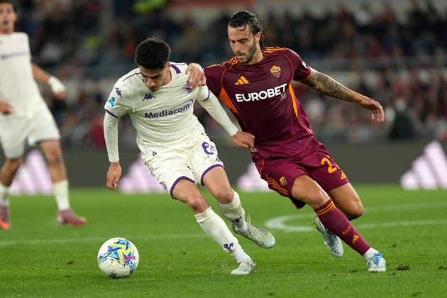 Fabiano Parisi of ACF Fiorentina and Mario Hermoso of AS Roma during the Serie A 2025 2026 football match between AS Roma and ACF Fiorentina at Stadio Olimpico in Rome (Italy), May 4, 2026. AntoniettaxBaldassarre
