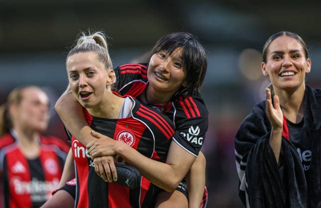 GER, Frankfurt, Eintracht Frankfurt vs FC Nürnberg, Google Pixel Bundesliga, Football, DFB, Season 2025 2026, Stadion am Brentanobad, 24 Matchday in the picture from l Nina Lührsen Eintracht Frankfurt Women 11 and Chiba Remina Eintracht Frankfurt Women 15 , Joy and emotions after the victory against FC Nürnberg DFB DFL REGULATIONS PROHIBIT ANY USE OF PHOTOGRAPHS AS IMAGE SEQUENCES AND OR QUASI VIDEO, 04 05 2026 Copyright: HMBxMedia HendrikxHamelau