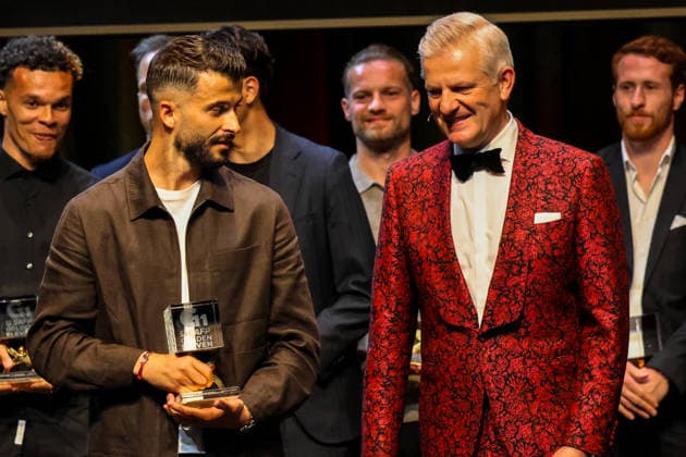 Football Switzerland SAFP Golden 11 Award Kultur Kongresshaus Aarau, 04 05 2026 Aarau, Switzerland Valon Fazliu FC Aarau and Rainer Maria Salzgeber Aarau Kultur Kongresshaus Aarau Aargau Switzerland Copyright: xAmiirxAmedjouax