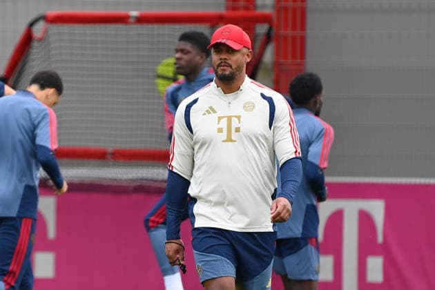 Coach Vincent KOMPANY Bayern single picture,cropped single motif,half figure,half figure final training on 05 05 2026 before the soccer Champions League semi-final FC Bayern Muenchen Paris Saint Germain PSG