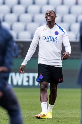 MUNICH, GERMANY - MAY 5: Nuno Mendes (FC Paris Saint-Germain, 25) laughing during training of Paris Saint-Germain before the match between FC Bayern Muenchen vs Paris Saint-Germain at Allianz Arena on matchday -1 of the UEFA Champions League Semi Final on May 5, 2026 in Munich, Germany. Bavaria Germany Copyright: xSteffiexWunderlx